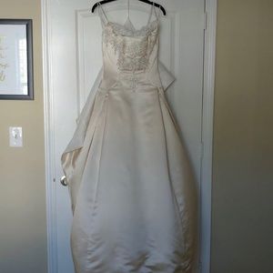 Wedding dress